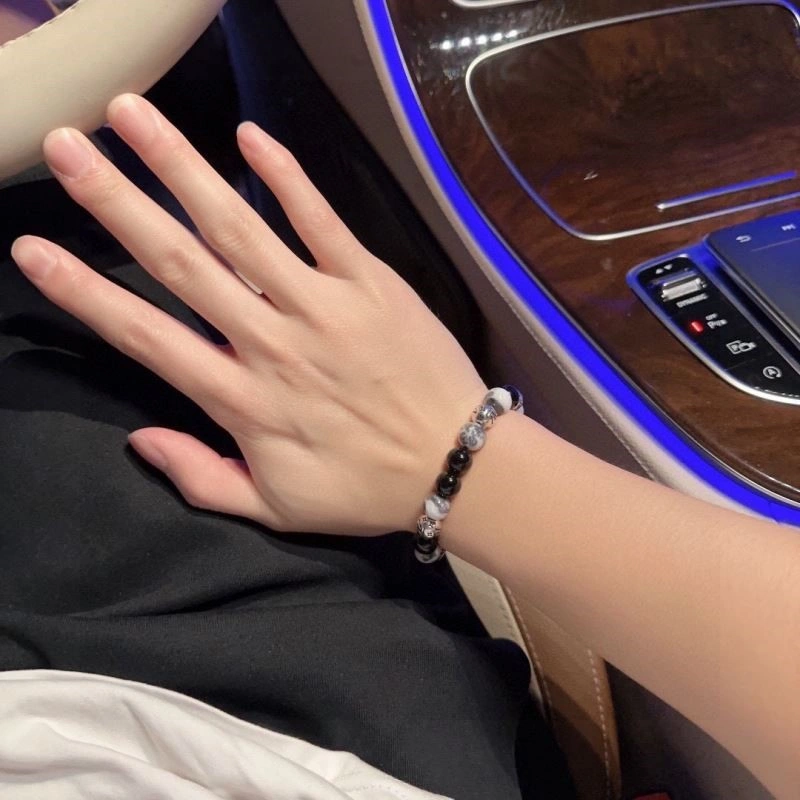 Timeless Louis Vuitton Bracelets 249609