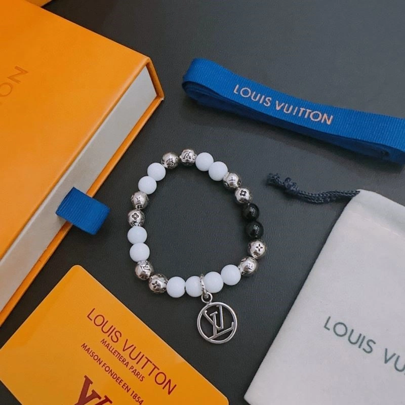Seasonal Louis Vuitton Bracelets 249613