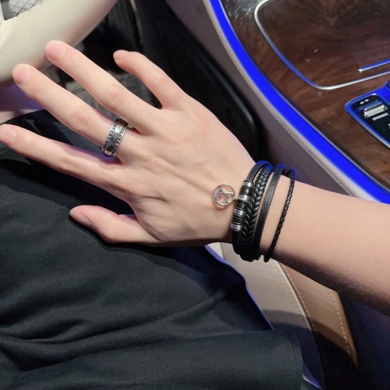 Louis Vuitton Bracelets ZeroBulk 249617