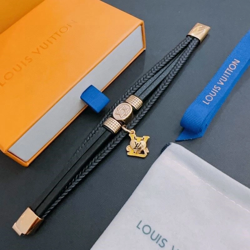 Louis Vuitton Bracelets Unisex 249620
