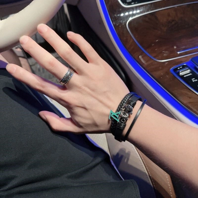 Louis Vuitton Bracelets Colorful 249624