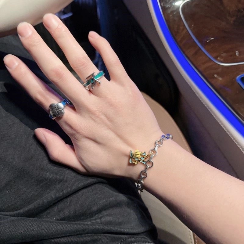 Louis Vuitton Bracelets SoftTouch 249621