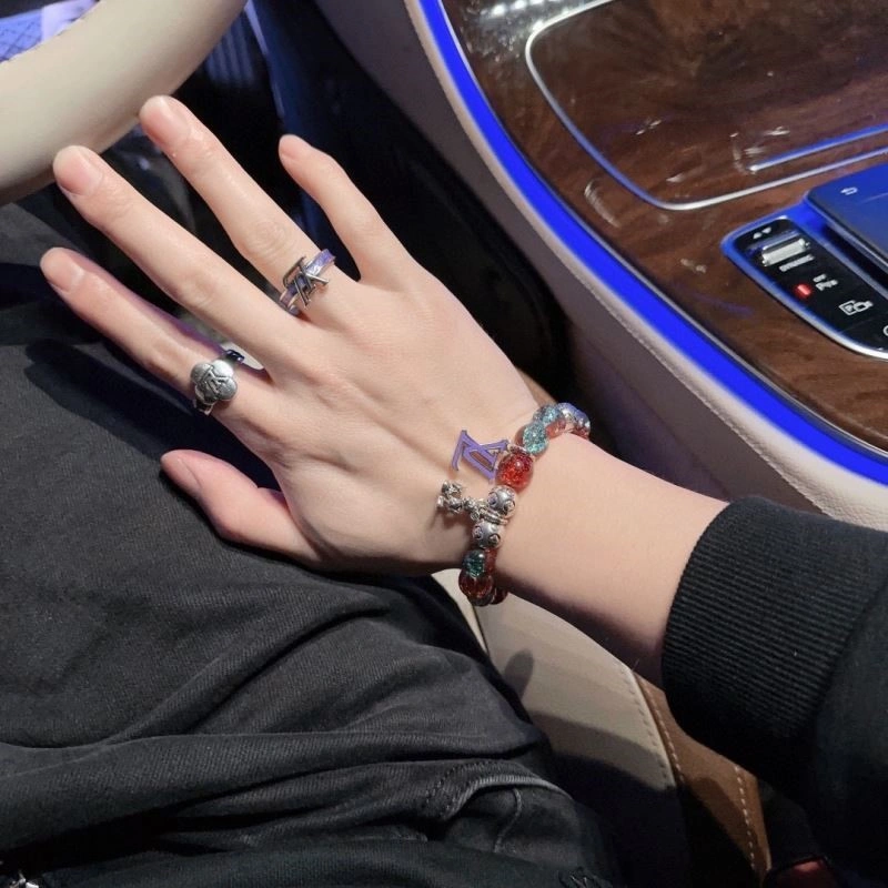 Louis Vuitton Bracelets UrbanStyle 249614