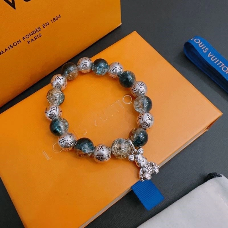 Compact Louis Vuitton Bracelets 249592