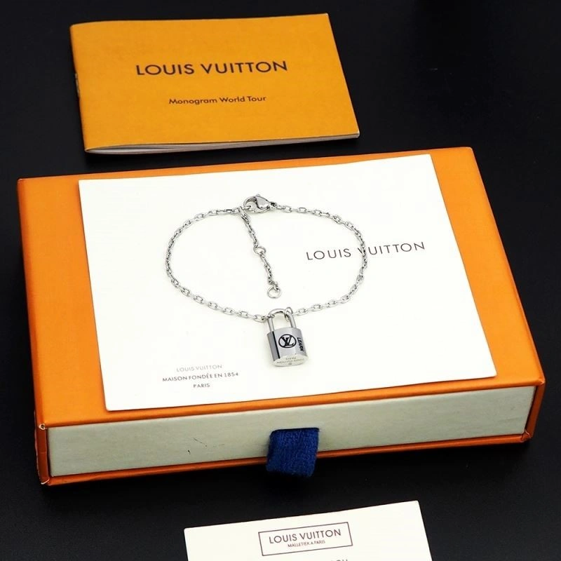 Durable Louis Vuitton Bracelets 249590