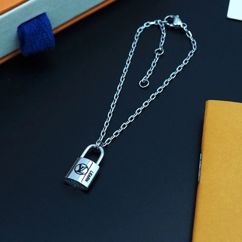 Durable Louis Vuitton Bracelets 249590