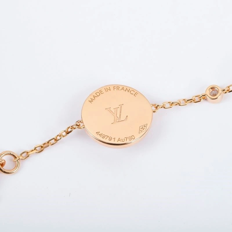 Premium Louis Vuitton Bracelets 249576
