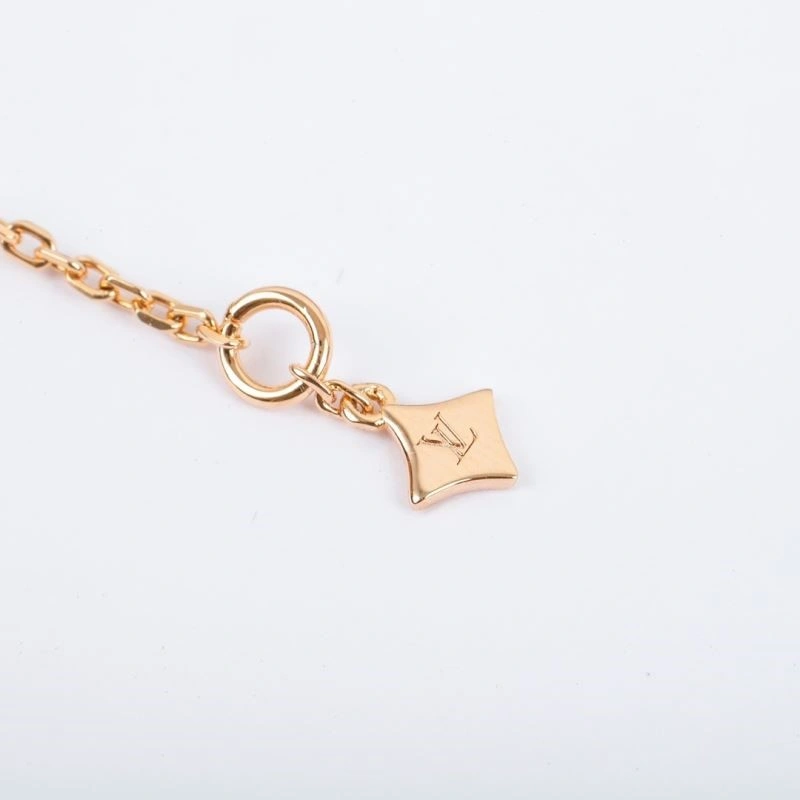 Premium Louis Vuitton Bracelets 249576