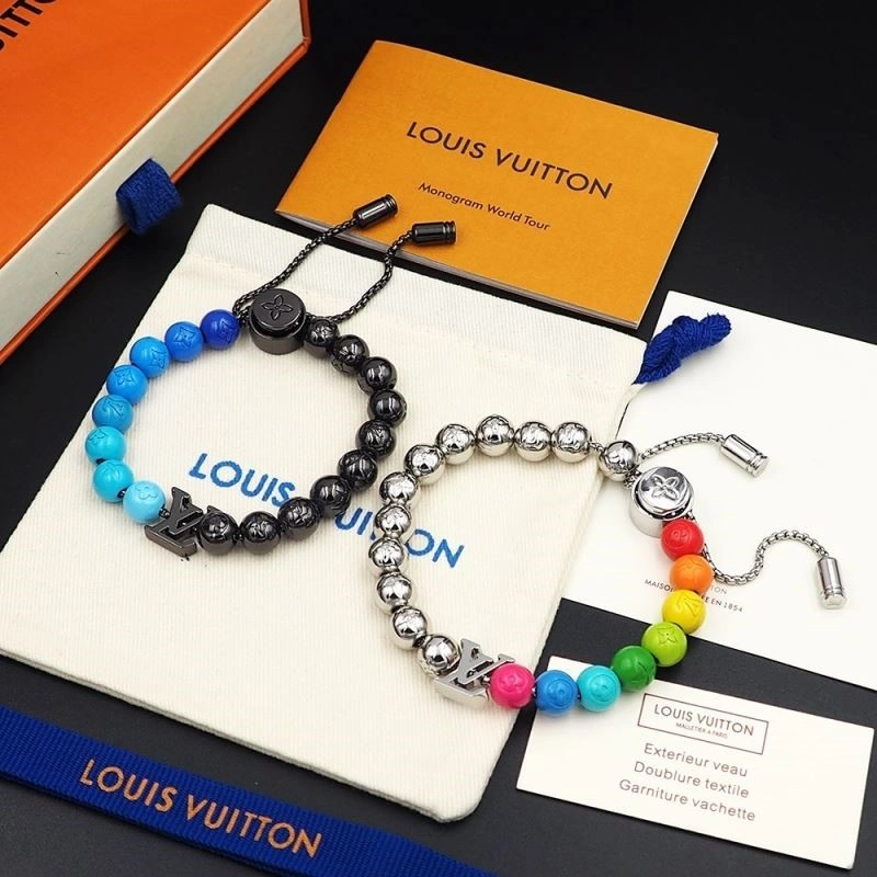 Chic Louis Vuitton Bracelets 249564