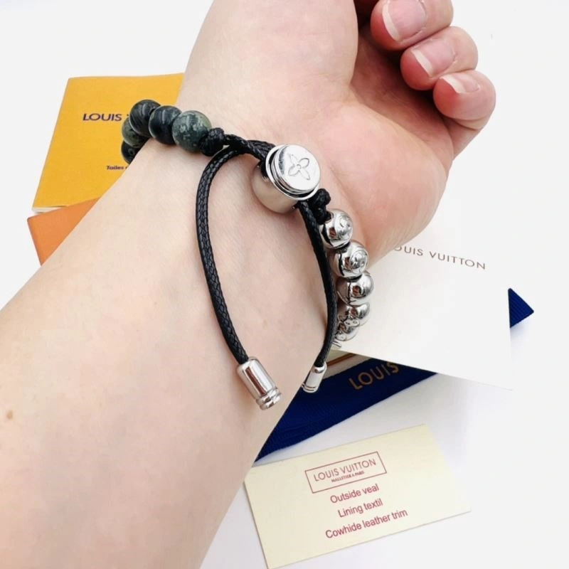 Modern Louis Vuitton Bracelets 249559
