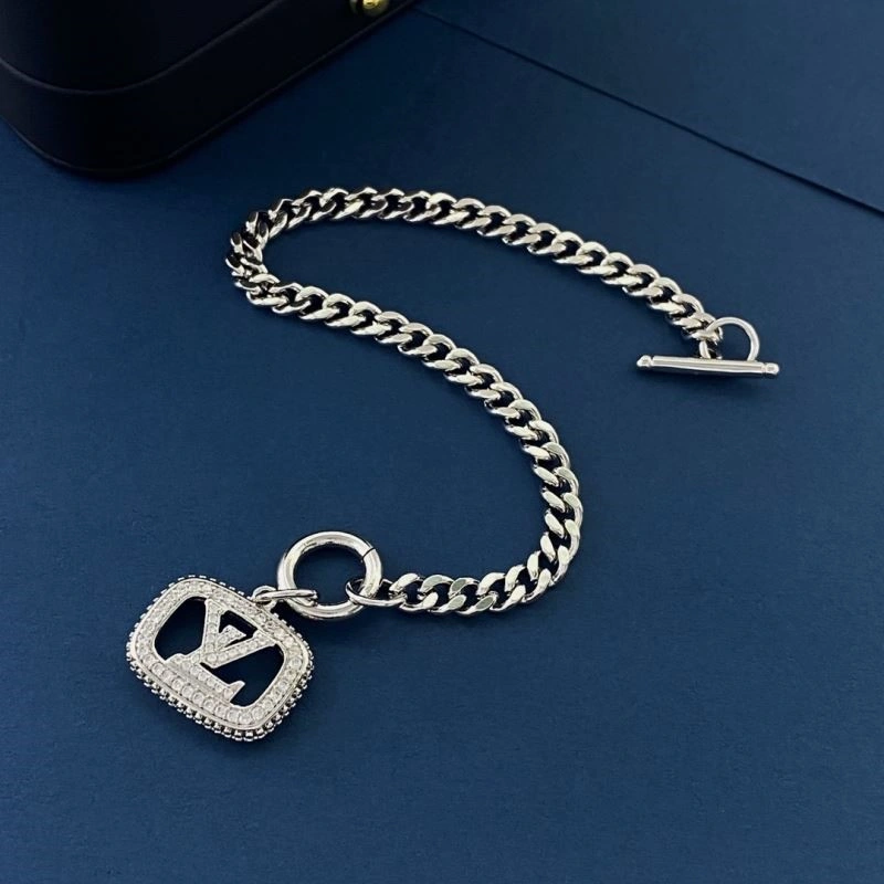 Louis Vuitton Bracelets Durable 249565