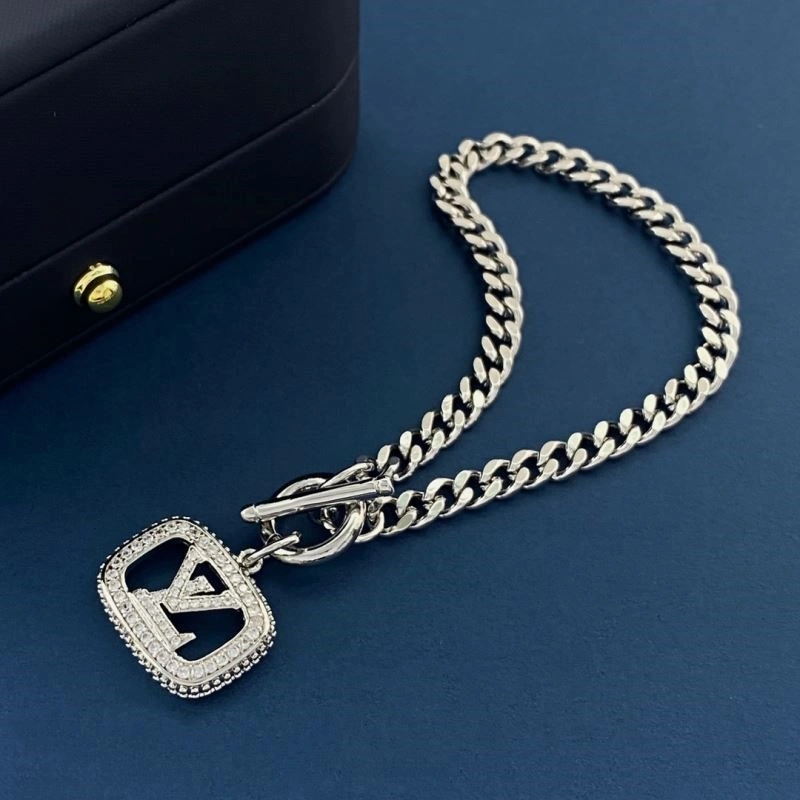Louis Vuitton Bracelets Durable 249565