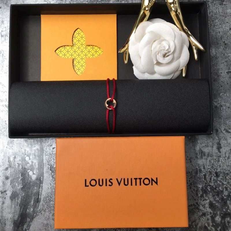 FastDry Louis Vuitton Bracelets 249574