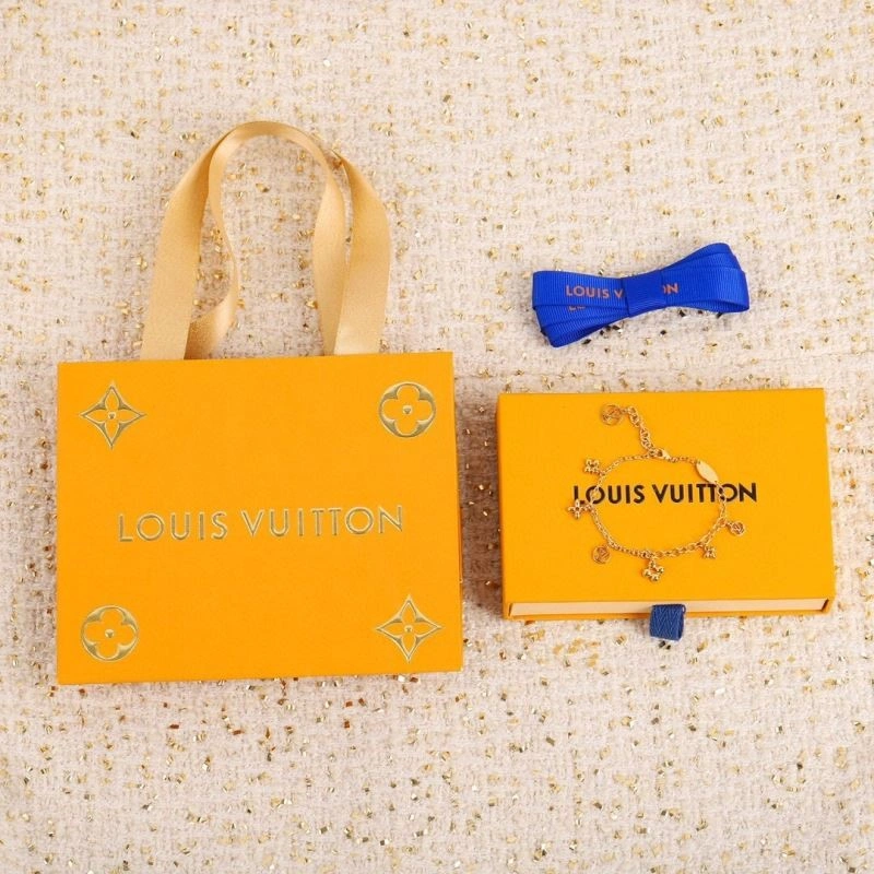 Louis Vuitton Bracelets DailyWear 249554