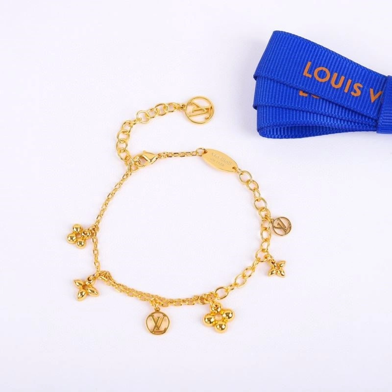 Louis Vuitton Bracelets DailyWear 249554
