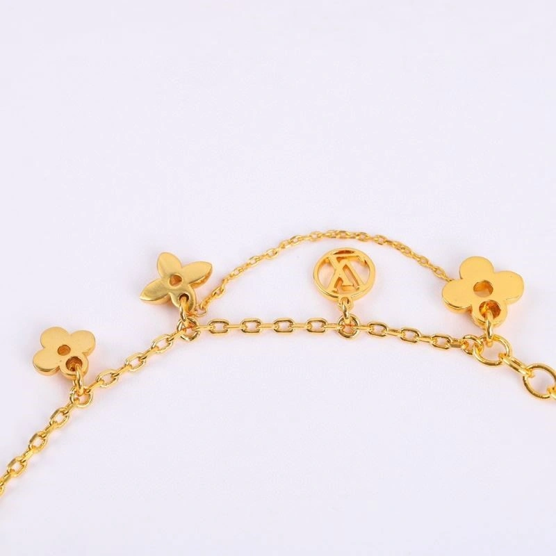 Louis Vuitton Bracelets DailyWear 249554