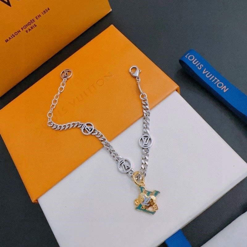 Casual Louis Vuitton Bracelets 249553