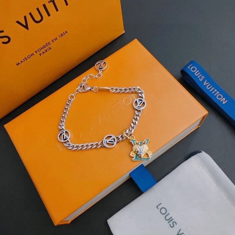 Casual Louis Vuitton Bracelets 249553