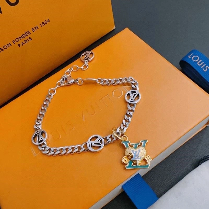 Casual Louis Vuitton Bracelets 249553
