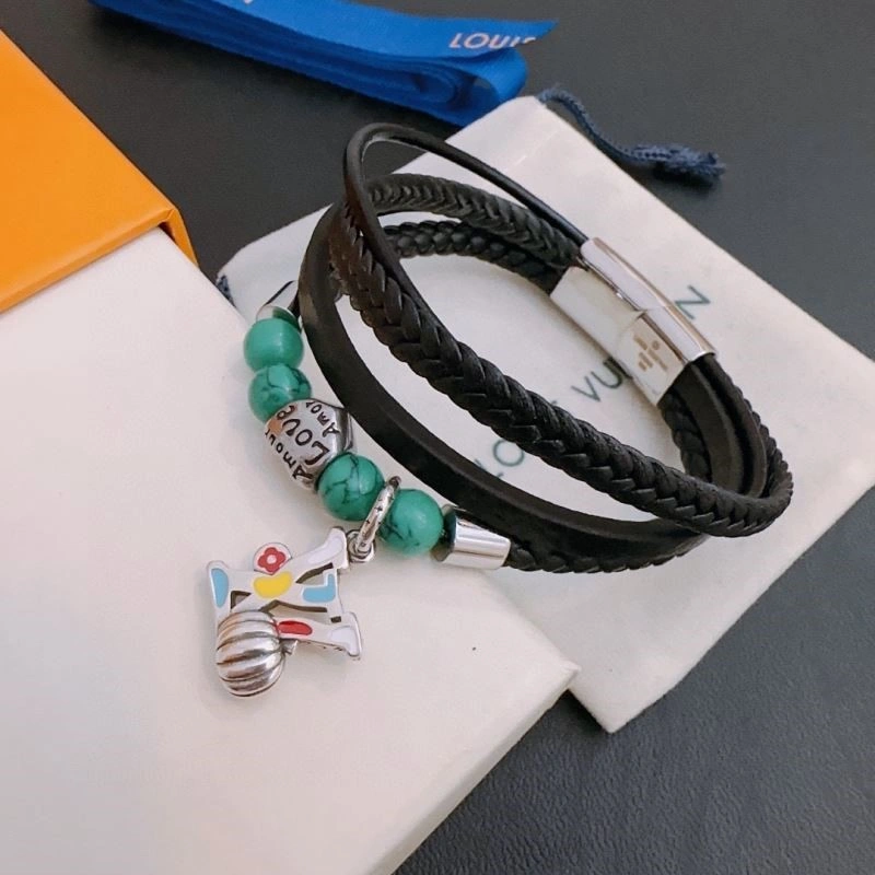 WellDesigned Louis Vuitton Bracelets 249537
