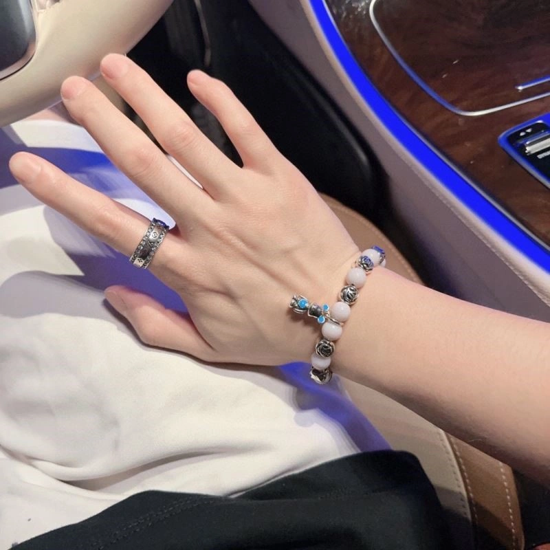 Fashionable Louis Vuitton Bracelets 249531
