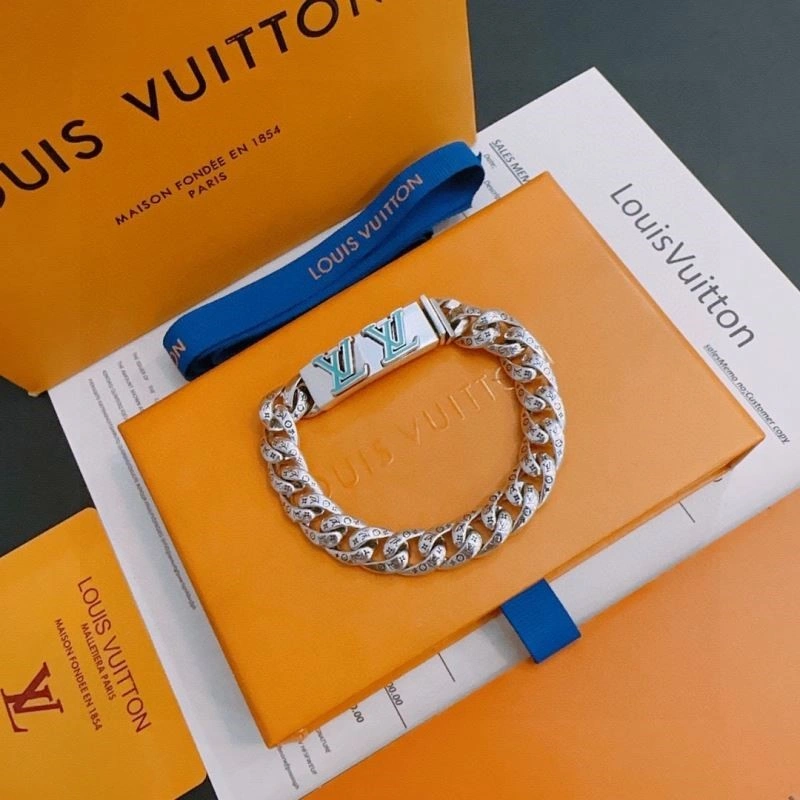 Durable Louis Vuitton Bracelets 249544