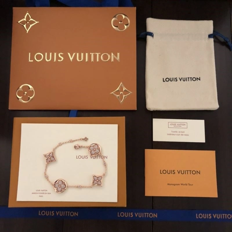 EasyMatch Louis Vuitton Bracelets 249516