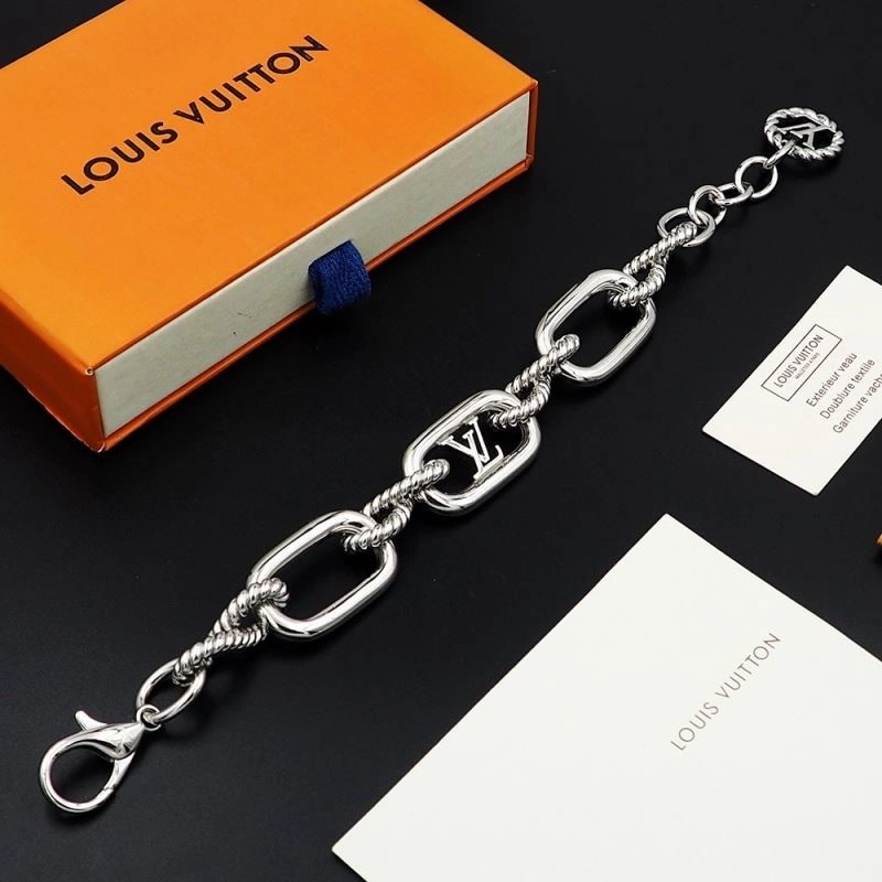 Bold Louis Vuitton Bracelets 249534