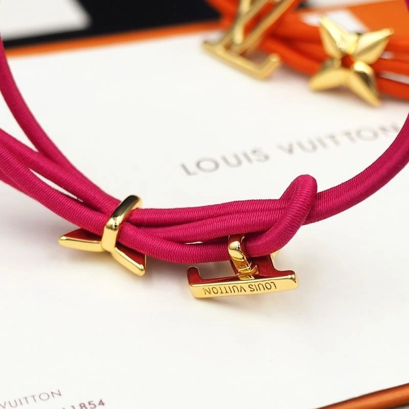 Effortless Louis Vuitton Bracelets 249538