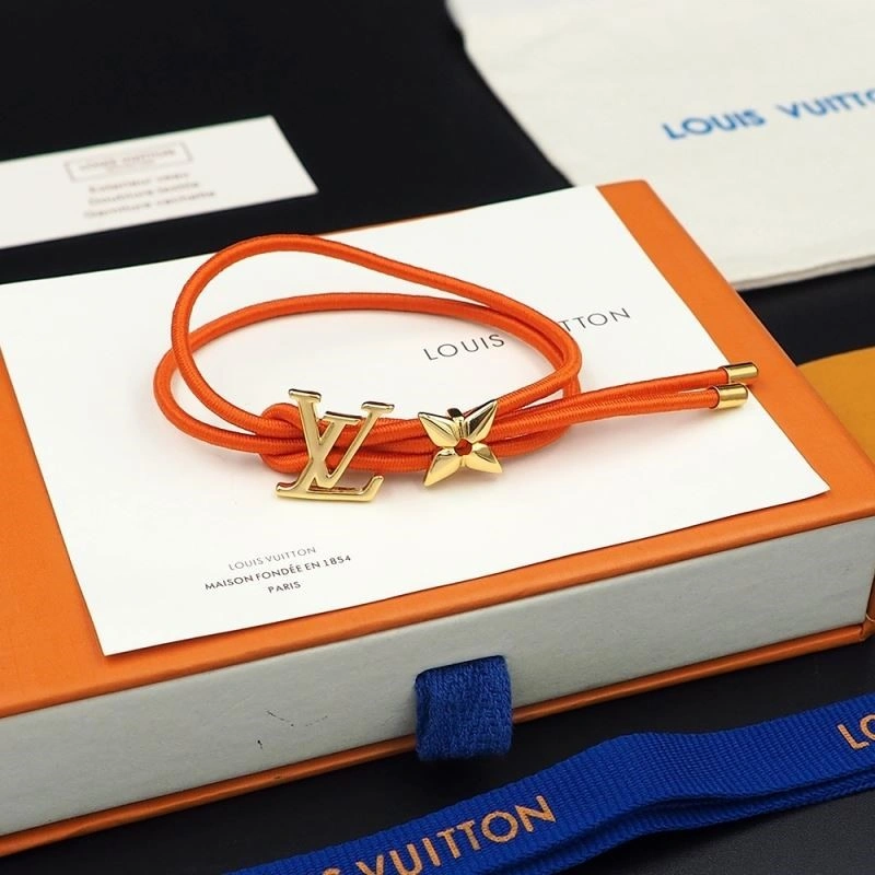 Effortless Louis Vuitton Bracelets 249538