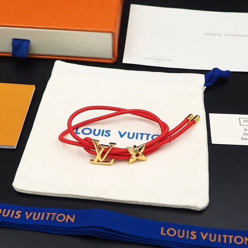 Effortless Louis Vuitton Bracelets 249538