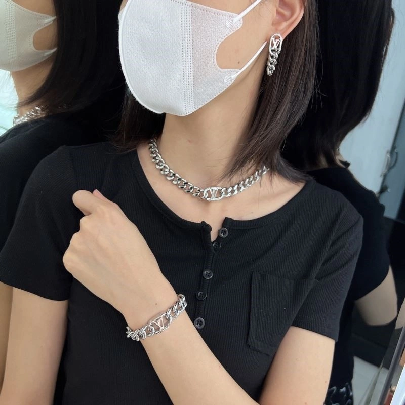Louis Vuitton Bracelets Sustainable 249528