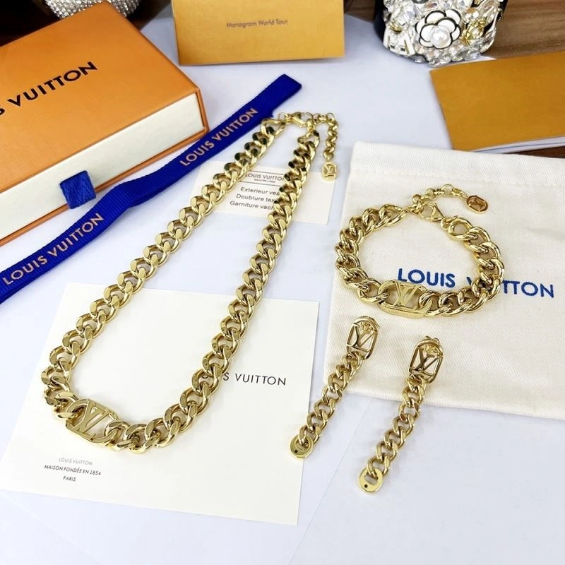 GoodFit Louis Vuitton Bracelets 249523