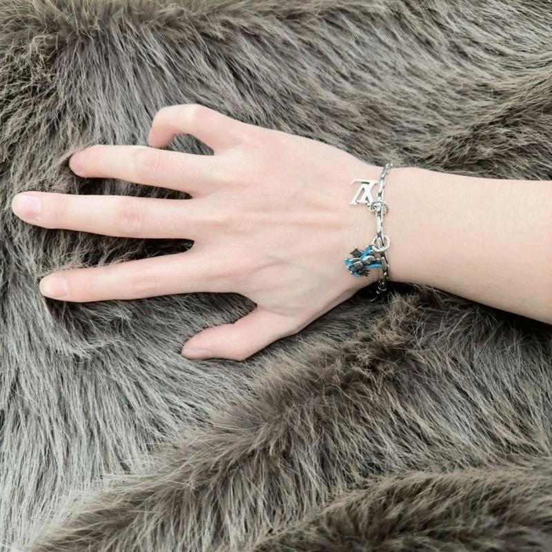 Louis Vuitton Bracelets Comfortable 249513
