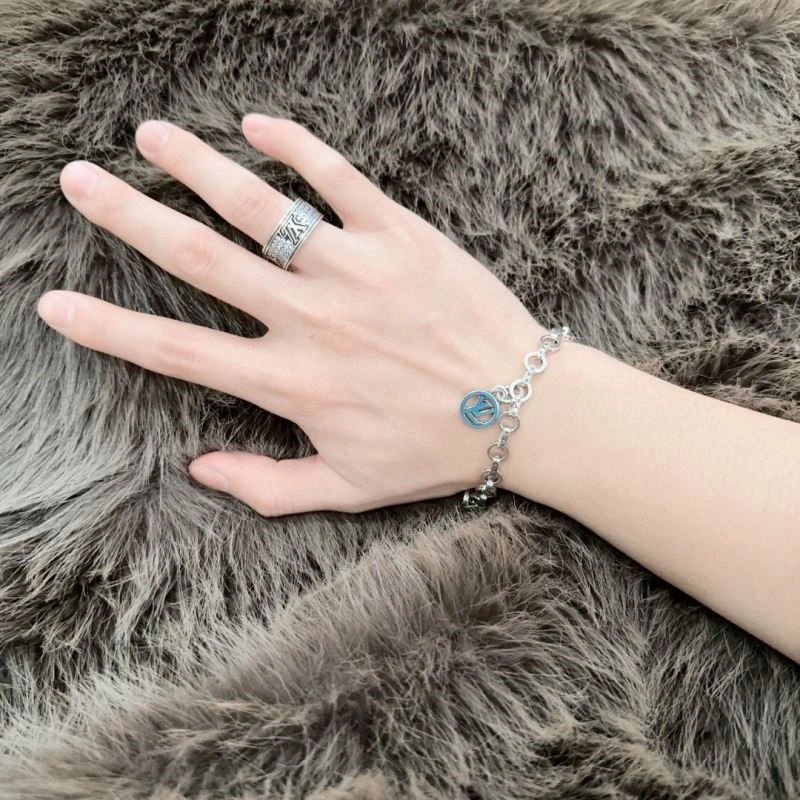 WaterResistant Louis Vuitton Bracelets 249509