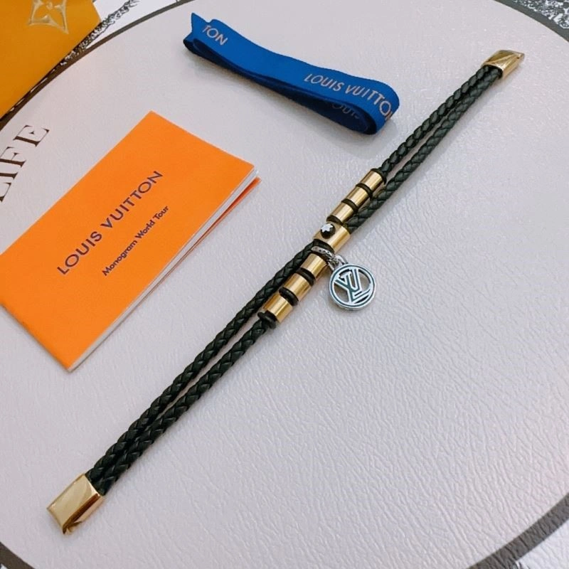 Premium Louis Vuitton Bracelets 249488