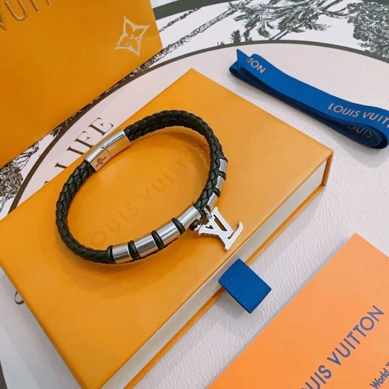 Louis Vuitton Bracelets EyeCatching 249501