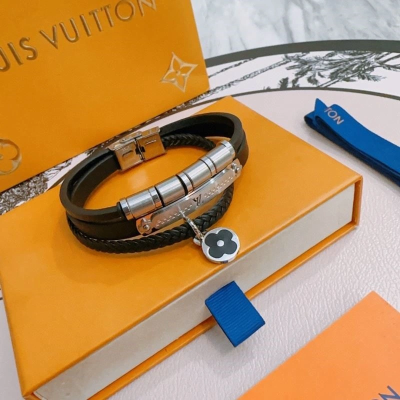 TechFriendly Louis Vuitton Bracelets 249499