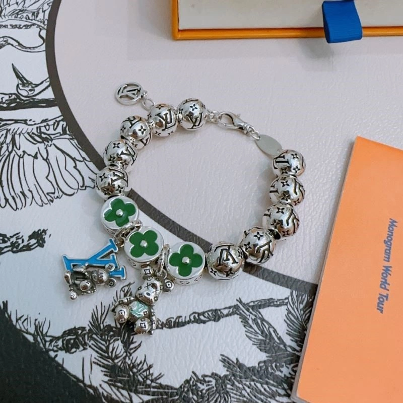Effortless Louis Vuitton Bracelets 249507