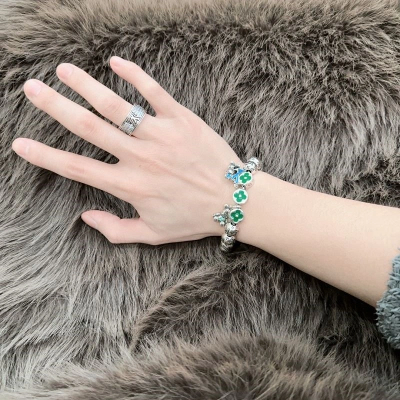 Effortless Louis Vuitton Bracelets 249507