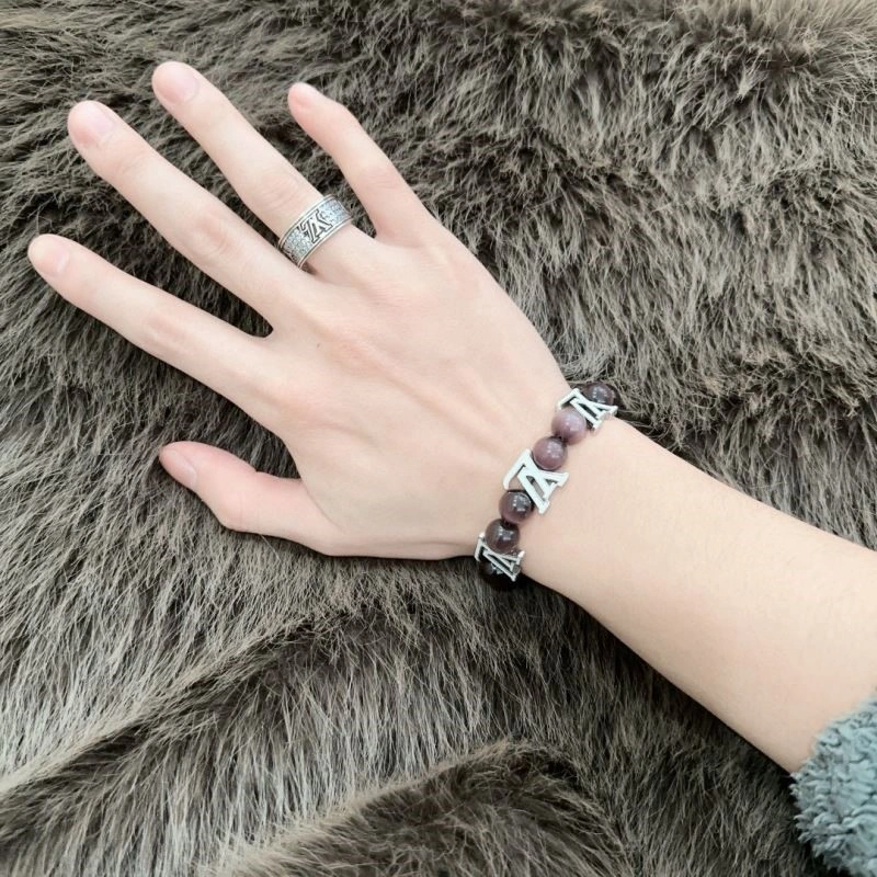 Louis Vuitton Bracelets Sustainable 249502