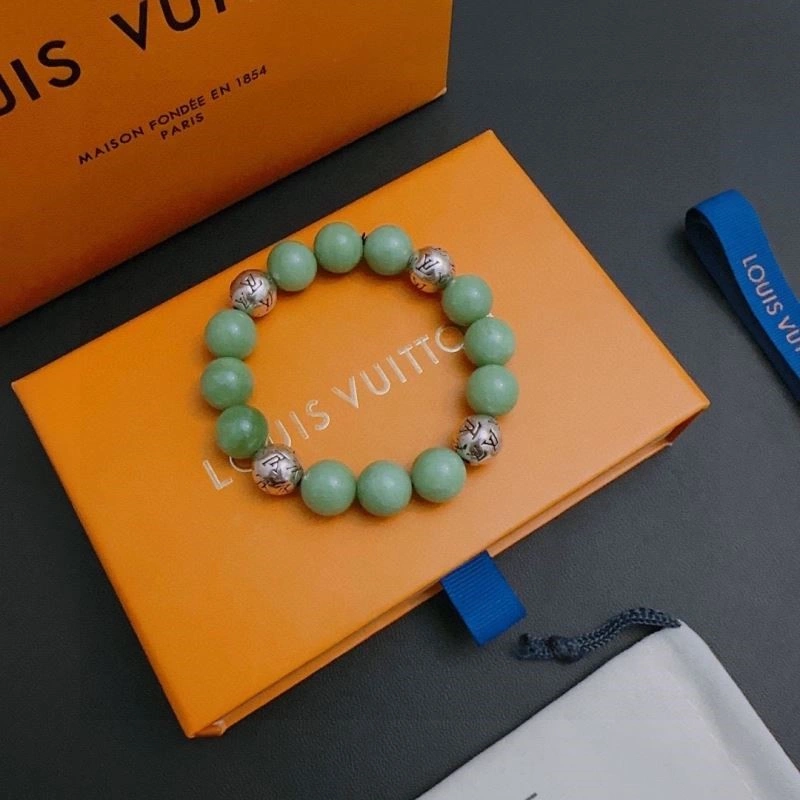 Louis Vuitton Bracelets Sleek 249188