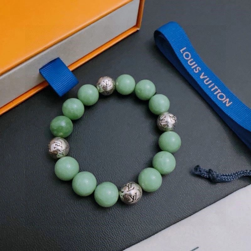 Louis Vuitton Bracelets Sleek 249188