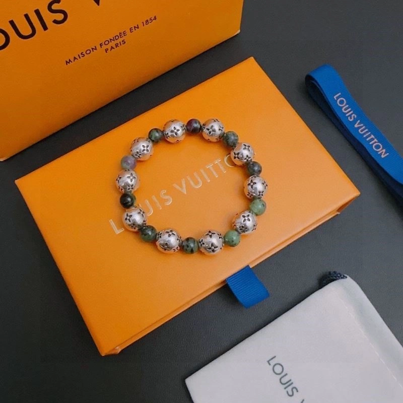 Attractive Louis Vuitton Bracelets 249187