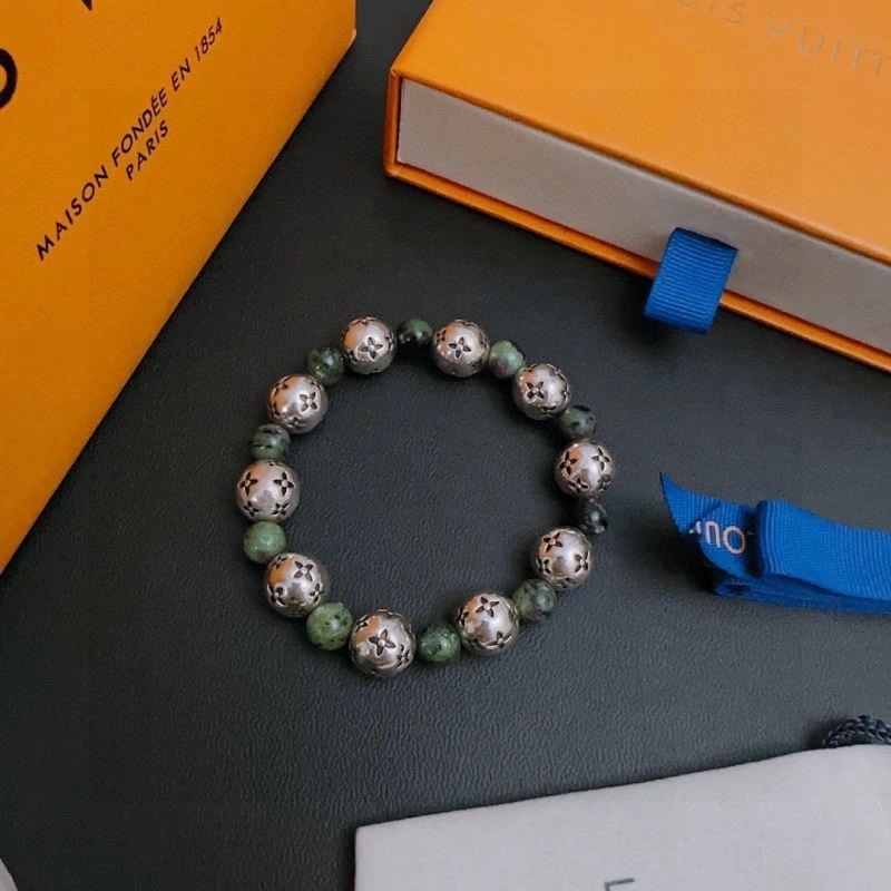 Attractive Louis Vuitton Bracelets 249187