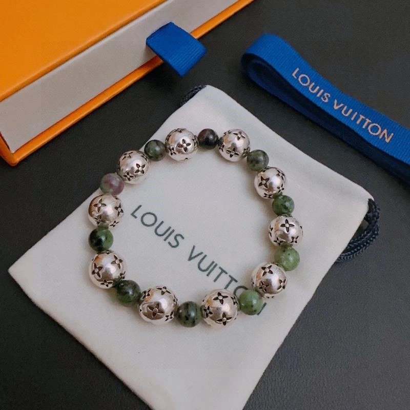 Attractive Louis Vuitton Bracelets 249187