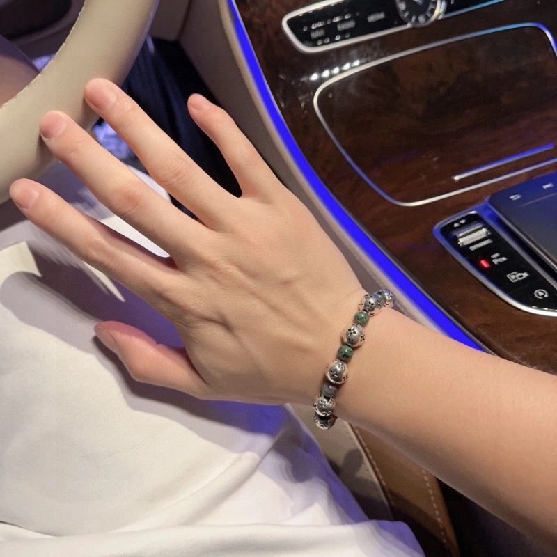 Attractive Louis Vuitton Bracelets 249187