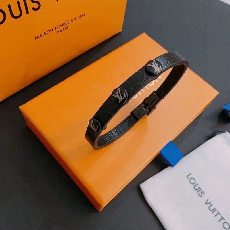 Louis Vuitton Bracelets Packable 249180