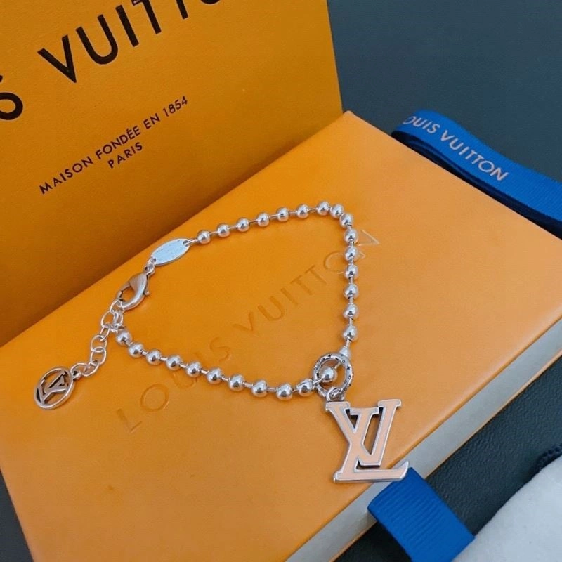 Contemporary Louis Vuitton Bracelets 249178