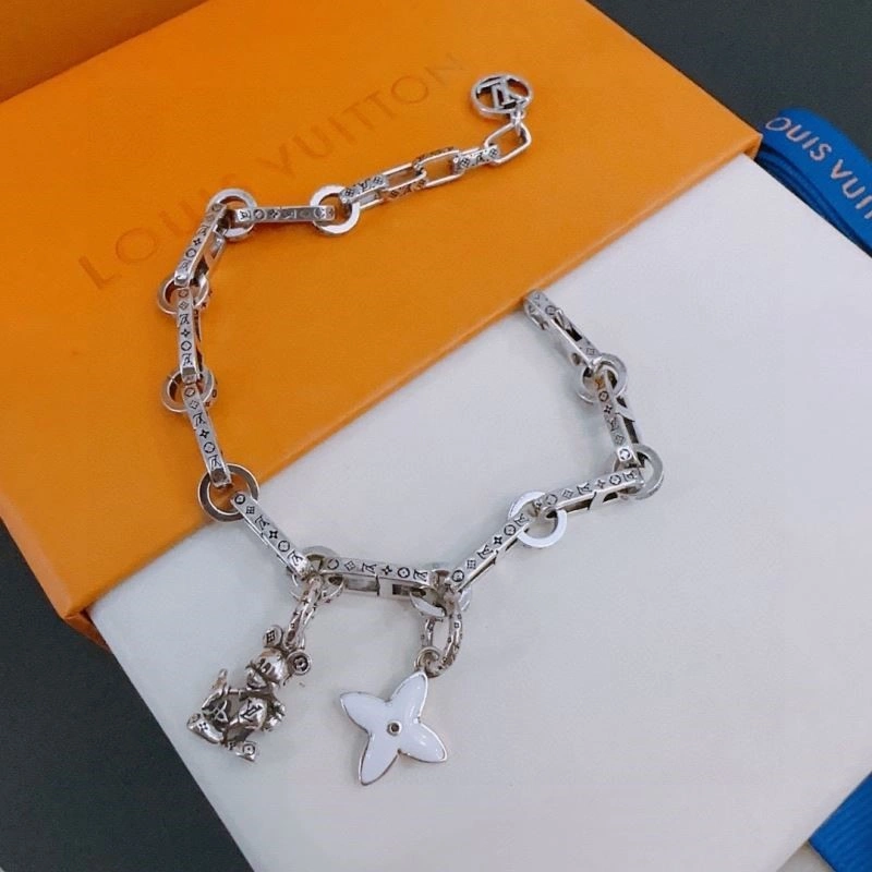 AllSeason Louis Vuitton Bracelets 249179